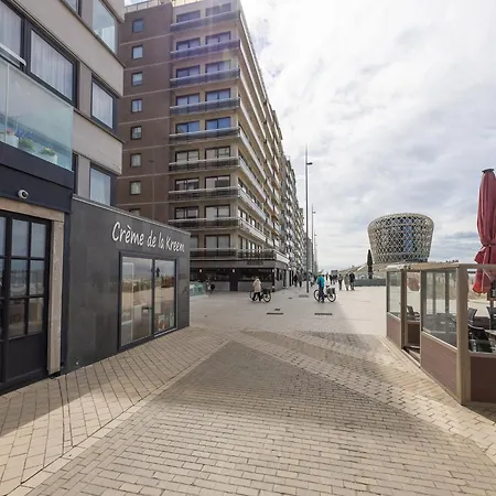 With View, Ostend , Cleaning Included Apartment *